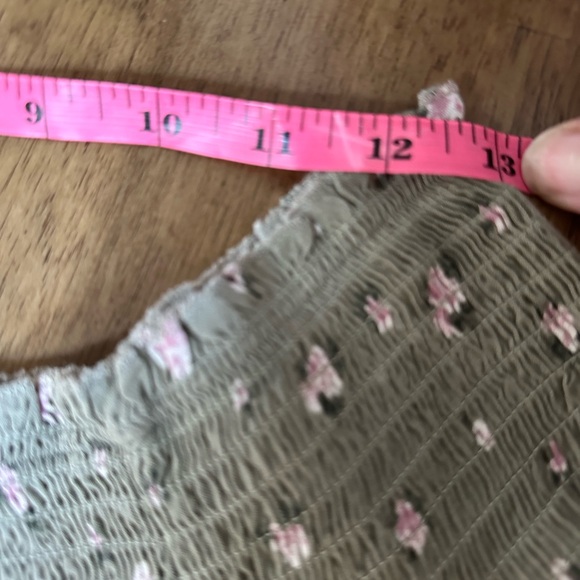 Japna Off Shoulder Smocked Floral Peplum Blouse Top Olive Pink Size M - Picture 8 of 10